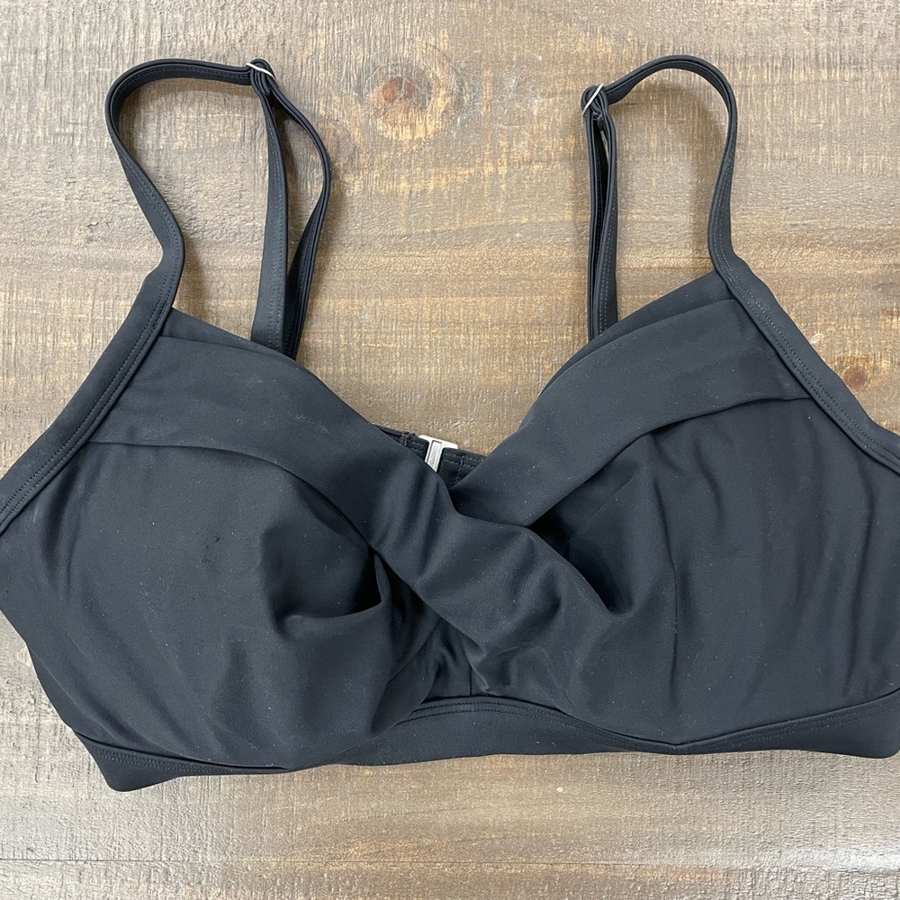 Athleta Swim Top size 40 B/C